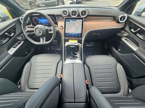 New 2026 Mercedes-Benz GLC 300 4MATIC image 28