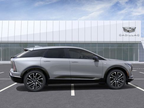 New 2025 Cadillac Optiq Sport 1 image 5