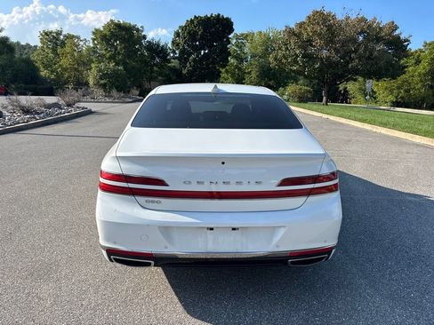 Used 2021 Genesis G90 3.3T Premium RWD image 4