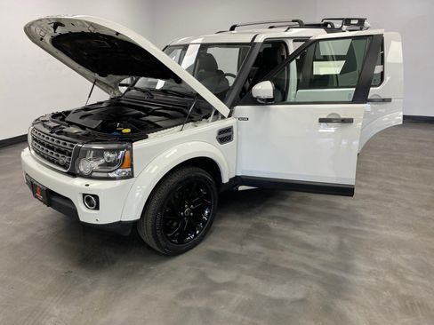 Used 2016 Land Rover LR4 HSE AWD/4WD image 46