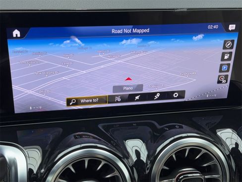 Used 2023 Mercedes-Benz EQB 350 4MATIC SUV w/ Exclusive Package image 24