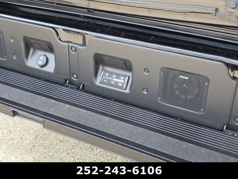 Used 2023 GMC Sierra 1500 AT4X AWD/4WD image 35