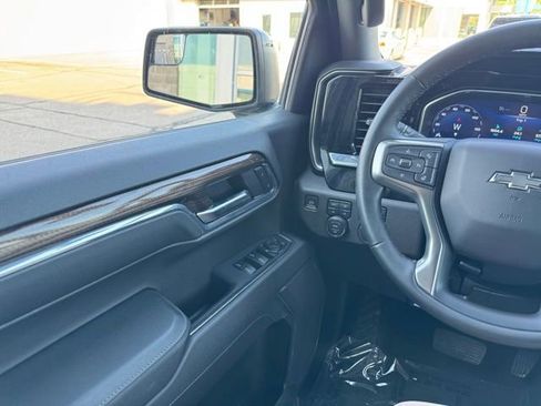 Certified 2023 Chevrolet Silverado 1500 RST w/ Z71 Off-Road Package AWD/4WD image 27