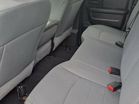 Used 2018 RAM 1500 Express w/ Express Value Package AWD/4WD image 5