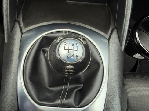 Used 2024 MAZDA MX-5 Miata Sport RWD image 22