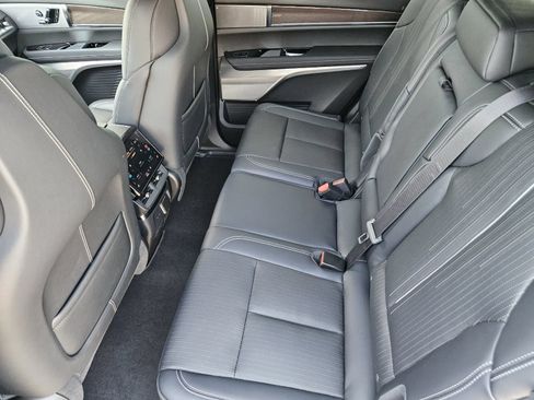 New 2027 Cadillac Vistiq Sport AWD/4WD image 26