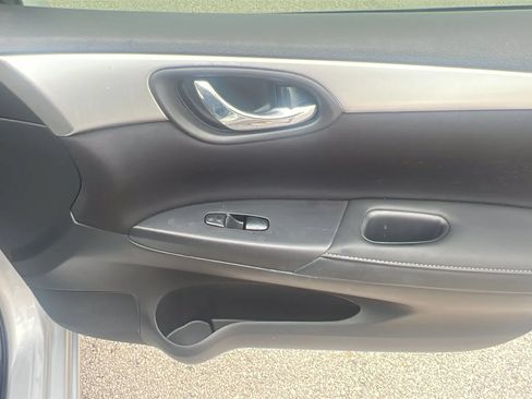Used 2018 Nissan Sentra S FWD image 27