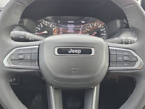 Used 2022 Jeep Compass Altitude image 25