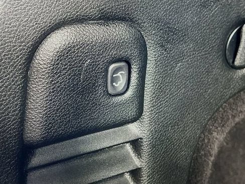 Used 2019 Jeep Grand Cherokee Altitude AWD/4WD image 28