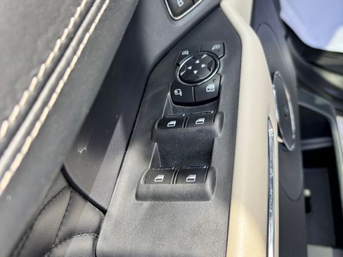 Used 2021 Ford Expedition Max Platinum image 17