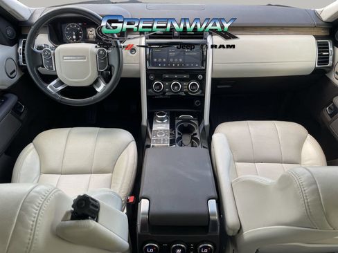Used 2018 Land Rover Discovery HSE AWD/4WD image 13