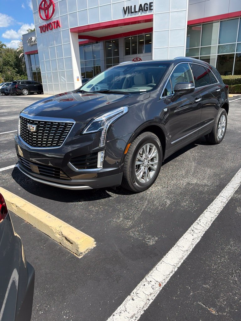 Used 2020 Cadillac XT5 Premium Luxury FWD image 1