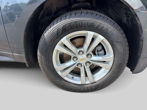 Used 2012 Chevrolet Equinox LS FWD image 30