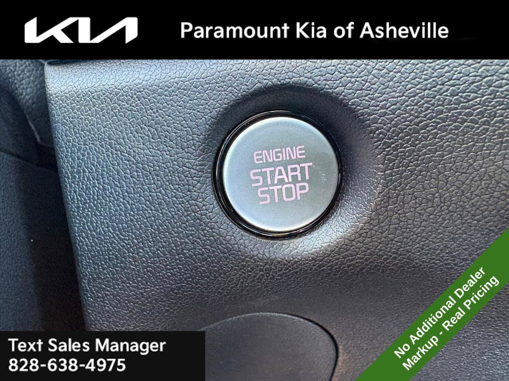 New 2026 Kia Sorento LX FWD image 14