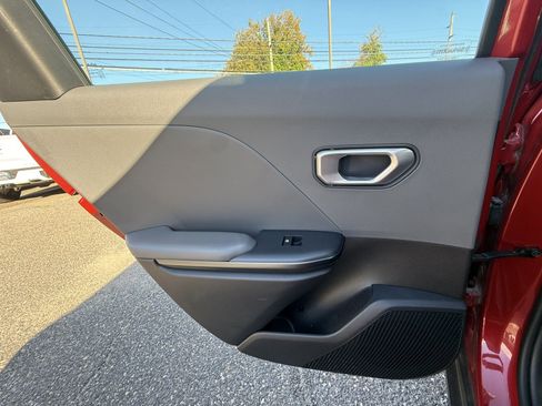 Used 2025 Kia K4 FWD image 23