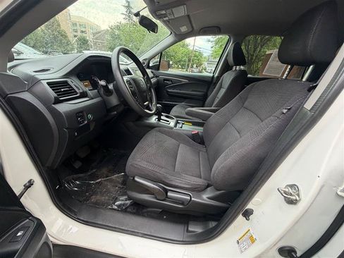Used 2018 Honda Pilot LX image 37