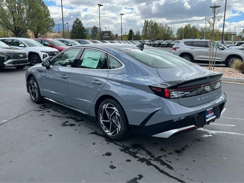 Certified 2026 Hyundai Sonata SEL AWD/4WD image 10