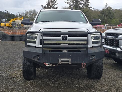 Used 2017 RAM 2500 Laramie w/ Sport Appearance Group AWD/4WD image 3