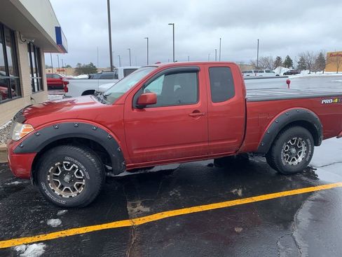 Used 2013 Nissan Frontier PRO-4X image 1