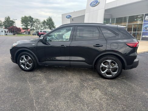 Used 2025 Ford Escape ST-Line FWD image 9