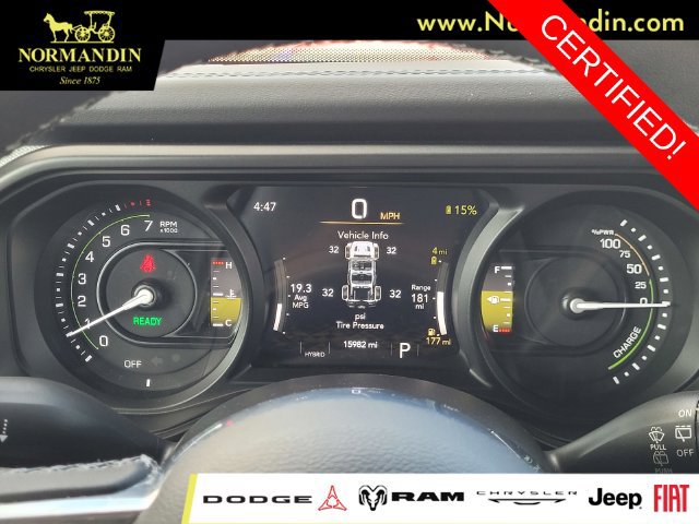 Certified 2025 Jeep Wrangler Unlimited Sahara AWD/4WD image 8