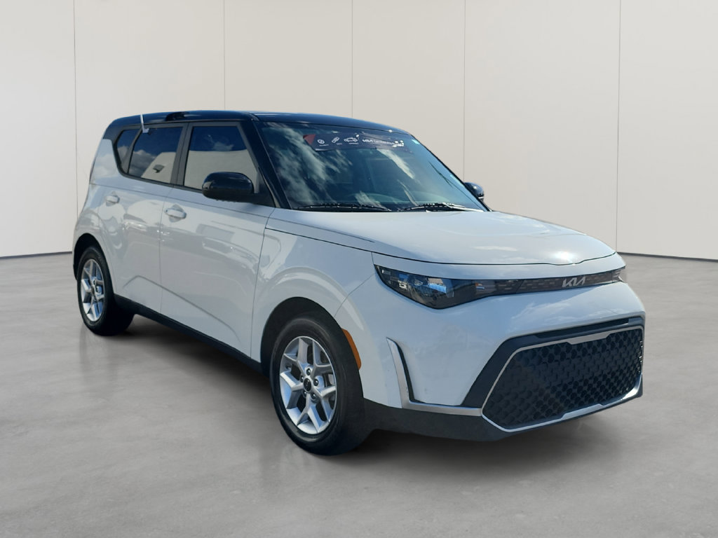 Certified 2024 Kia Soul S FWD image 7