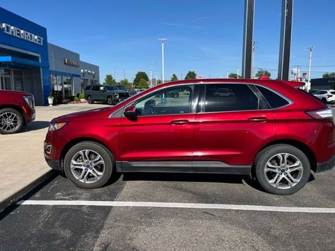 Used 2016 Ford Edge Titanium AWD/4WD image 2