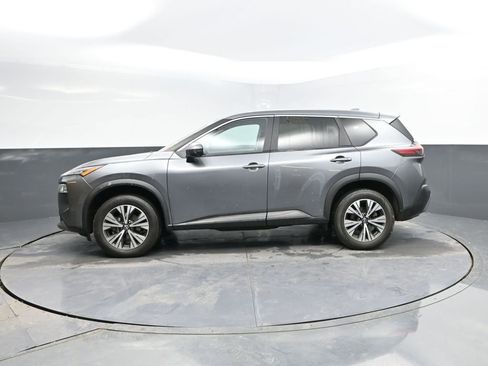 Used 2023 Nissan Rogue SV image 5