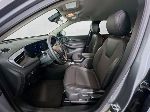 Used 2025 Buick Encore GX Preferred image 13