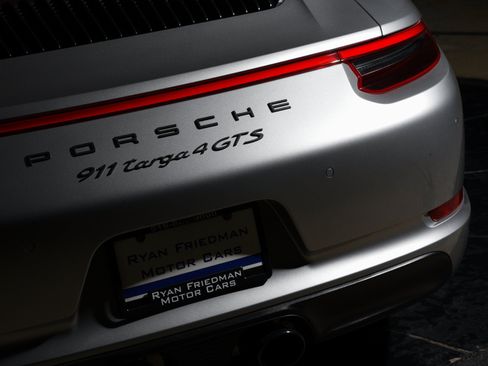 Used 2018 Porsche 911 Targa 4 GTS AWD/4WD image 25