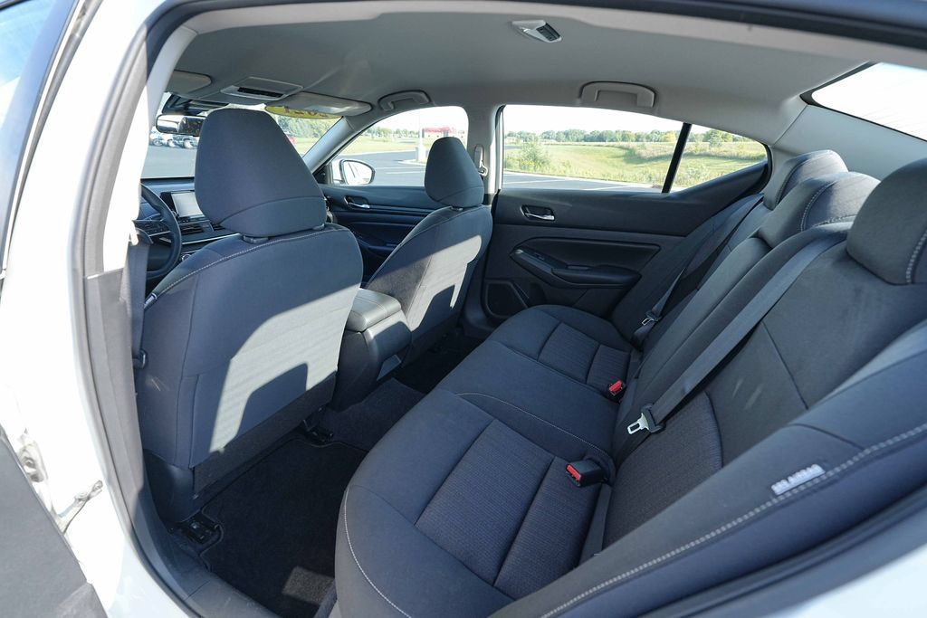 Used 2021 Nissan Altima 2.5 S w/ Driver Assist Package FWD image 18