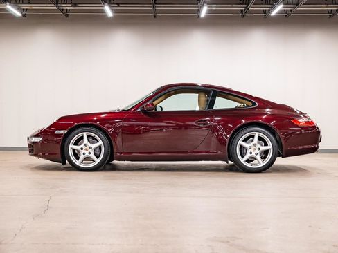 Used 2005 Porsche 911 Carrera RWD image 22