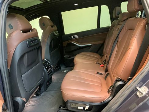 Used 2021 BMW X7 xDrive40i w/ M Sport Package image 57