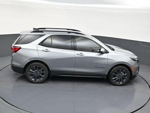 Used 2024 Chevrolet Equinox RS image 17