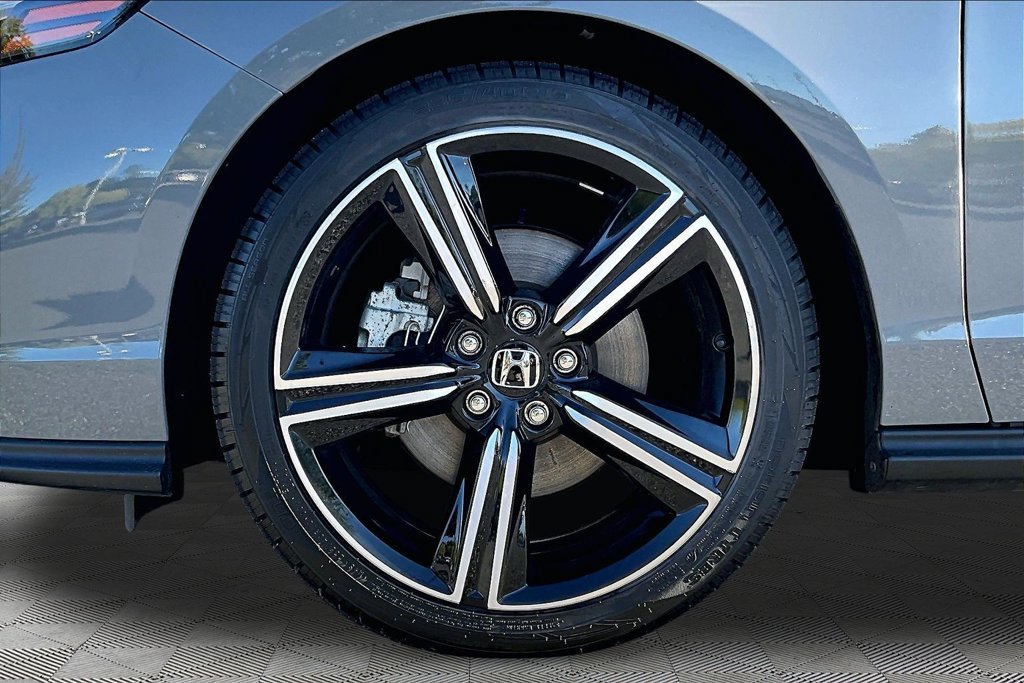Used 2024 Honda Accord Sport image 24