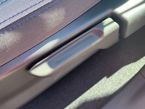 Certified 2025 Subaru Forester image 15