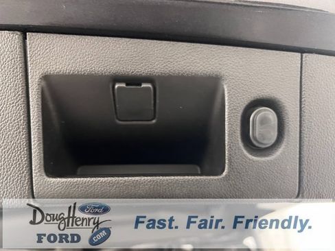 Used 2017 Chevrolet Suburban LT image 36