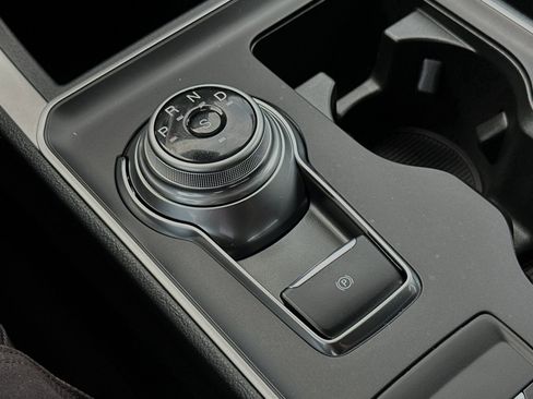 New 2024 Ford Edge SE w/ Black Appearance Package image 19