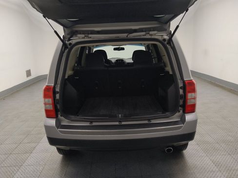 Used 2016 Jeep Patriot Sport w/ Power Value Group FWD image 29