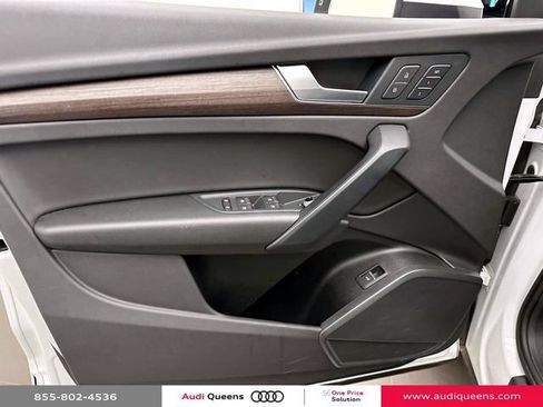Used 2023 Audi Q5 2.0T Premium w/ Convenience Package AWD/4WD image 17