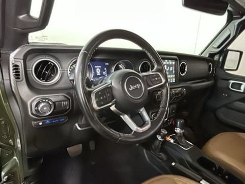 Used 2023 Jeep Wrangler Unlimited Sahara w/ Cold Weather Group AWD/4WD image 13
