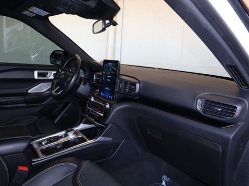 Used 2020 Ford Explorer ST w/ Premium Technology Package AWD/4WD image 39