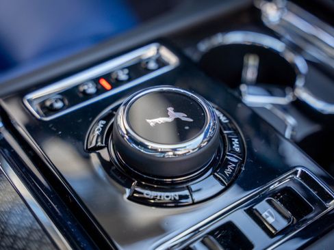 Used 2022 Rolls-Royce Ghost Black Badge image 72