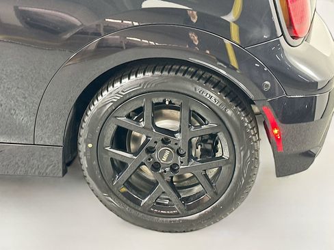 New 2026 MINI Cooper S image 32