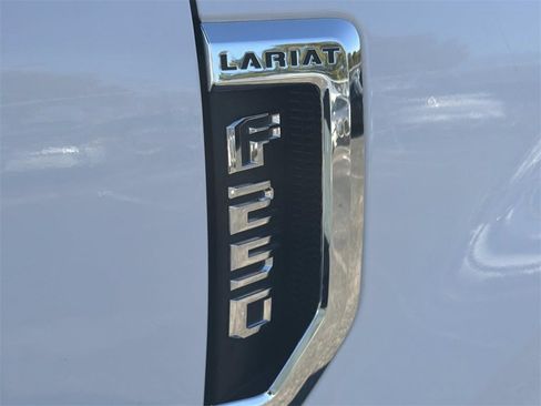 Used 2020 Ford F250 Lariat w/ Lariat Value Package image 26