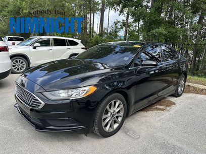 Used 2017 Ford Fusion SE w/ Fusion SE Technology Package