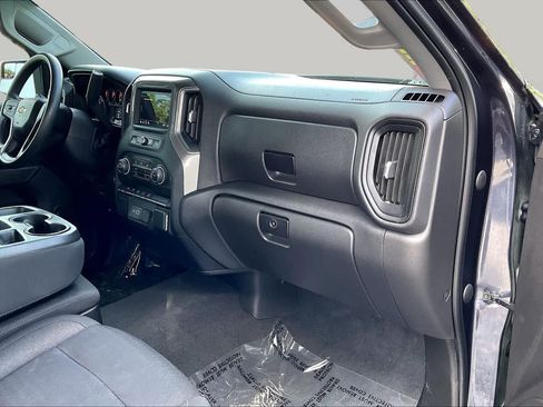Used 2022 Chevrolet Silverado 1500 Custom AWD/4WD image 16