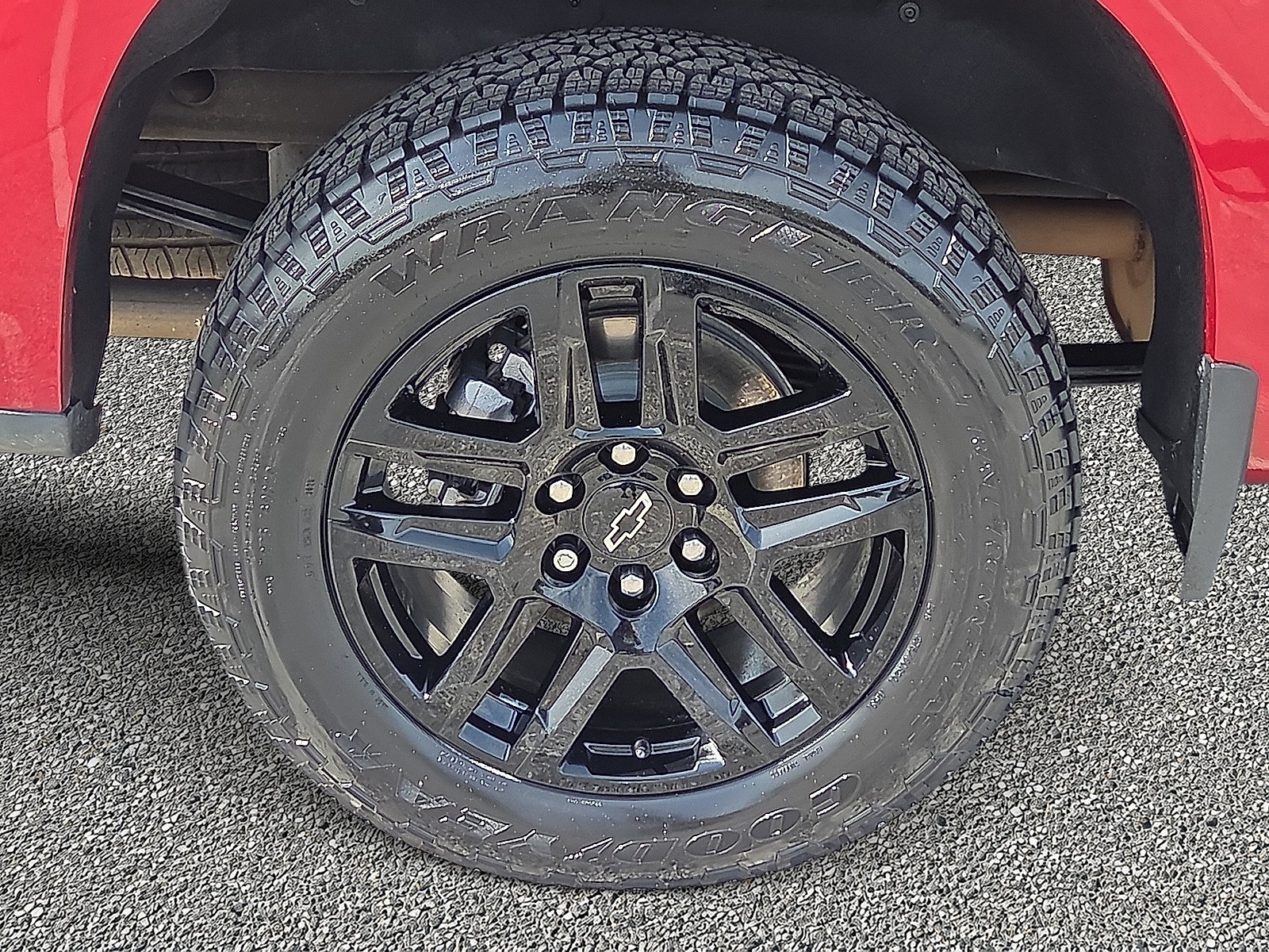 Certified 2024 Chevrolet Silverado 1500 RST w/ Z71 Off-Road Package AWD/4WD image 7