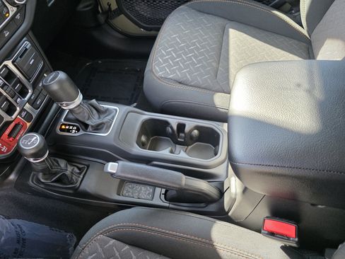 New 2026 Jeep Gladiator Mojave AWD/4WD image 11