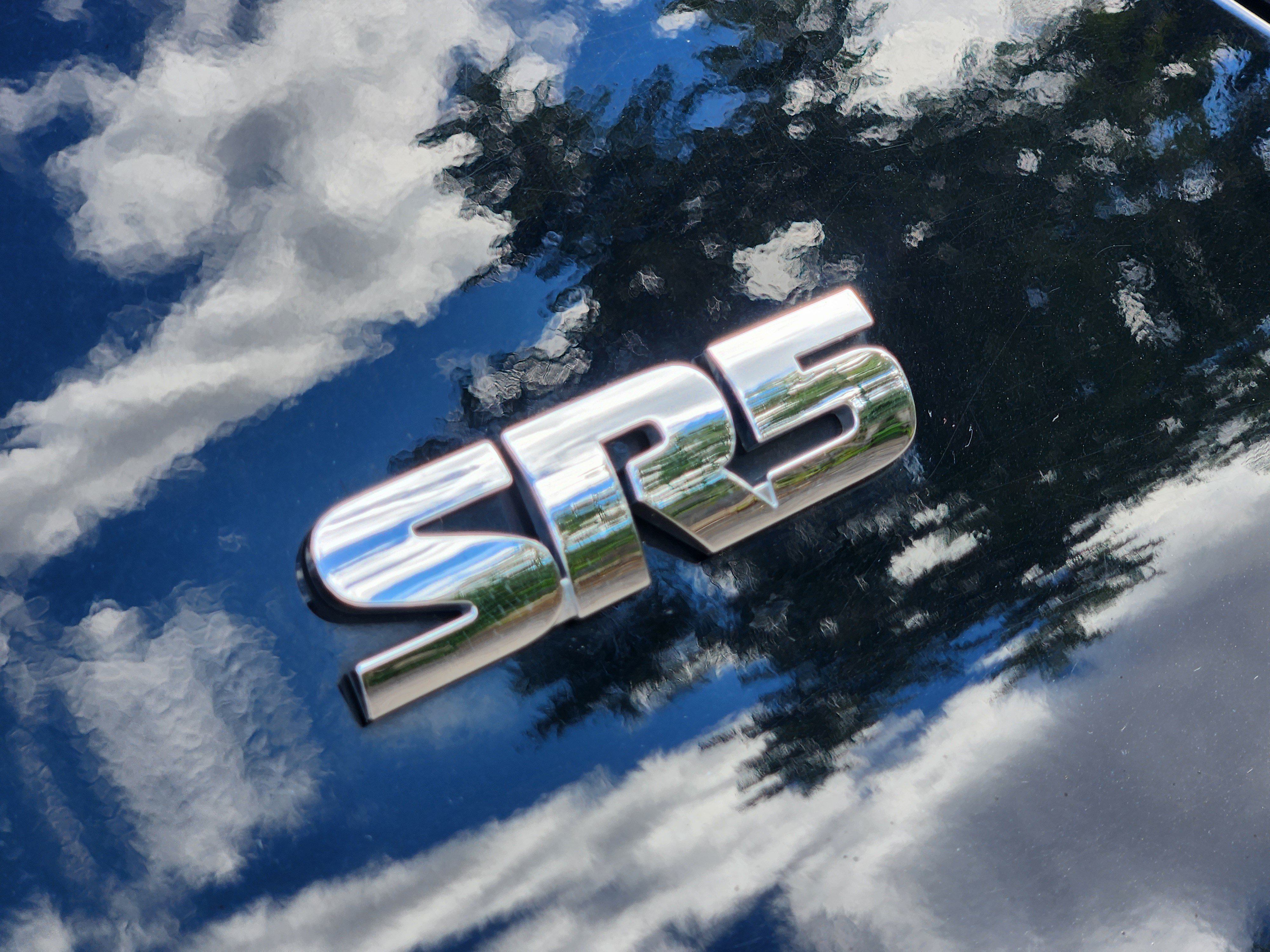 Used 2023 Toyota 4Runner SR5 AWD/4WD image 7